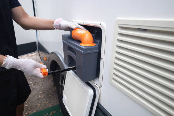 Best Portable toilet rental cost  in Island Lake, IL